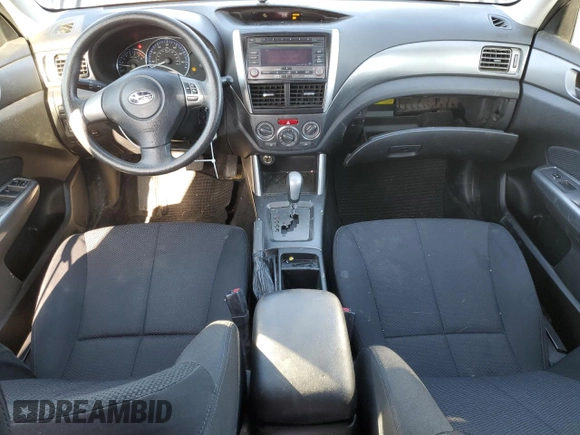 2011 Subaru Forester X z VIN JF2SHABC3BH740906, wystawiony jako Copart lot #54742575 z przebiegiem 181 927 mil mil oraz Szkoda całkowita • Salvage title. Historia ofert i sprzedaży dostępna na DreamBid. Obrazek 8.