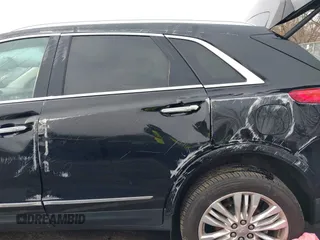 2018 Cadillac XT5 Premium Luxury FWD with VIN 1GYKNERS4JZ198830, listed as a IAAI auction lot 41887088 with 91,515 mi miles. Bid and sale history available at carsss.com. Image 6.