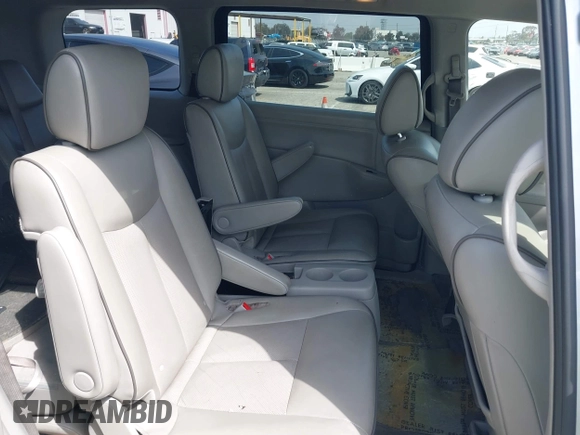 2015 Nissan Quest SV with VIN JN8AE2KP7F9126067, listed as a IAAI auction lot 42023886 with 62,251 mi miles. Bid and sale history available at carsss.com. Image 8.