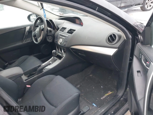 2011 Mazda 3 S Sport with VIN JM1BL1U56B1471613, listed as a IAAI auction lot 41625979 with 225,501 mi miles and . Bid and sale history available at carsss.com. Image 5.