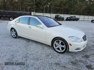 2011 Mercedes-Benz S-Class S 550 with VIN WDDNG7BB0BA401804, listed as a Copart auction lot 81558984 with 188,875 mi miles and Clean Title. Bid and sale history available at carsss.com. Image 4.