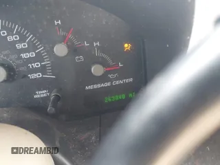 2004 Ford Expedition Eddie Bauer z VIN 1FMFU17L44LB14619, wystawiony jako IAAI lot #42112071 z przebiegiem 263 040 mil mil oraz . Historia ofert i sprzedaży dostępna na DreamBid. Obrazek 7.