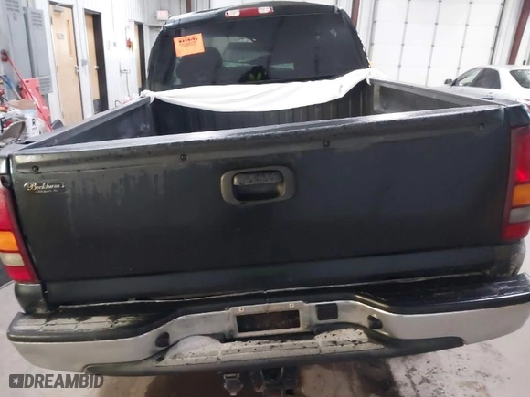 2002 Chevrolet Silverado 1500 LS with VIN 2GCEK19T321291409, listed as a IAAI auction lot 41391207 with 234,690 mi miles. Bid and sale history available at carsss.com. Image 16.