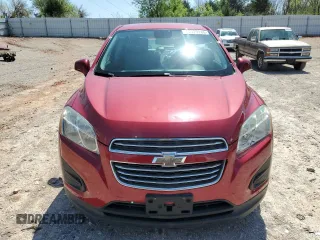 2015 Chevrolet Trax LS with VIN KL7CJKSB0FB218650, listed as a Copart auction lot 52429785 with 105,784 mi miles and Clean Title. Bid and sale history available at carsss.com. Image 5.