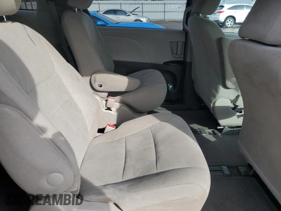 2016 Toyota Sienna L with VIN 5TDZK3DCXGS690788, listed as a Copart auction lot 43284565 with 154,559 mi miles and Salvage title. Bid and sale history available at DreamBid. Image 11.