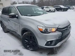 2019 Mitsubishi Outlander ES z VIN JA4AR3AU8KU014439, wystawiony jako IAAI lot #41510537 z przebiegiem 33 204 mil mil oraz . Historia ofert i sprzedaży dostępna na DreamBid. Obrazek 1.