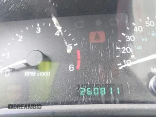 2000 Jeep Wrangler Sahara with VIN 1J4FA59SXYP718029, listed as a IAAI auction lot 42583372 with 260,811 mi miles and . Bid and sale history available at DreamBid. Image 15.
