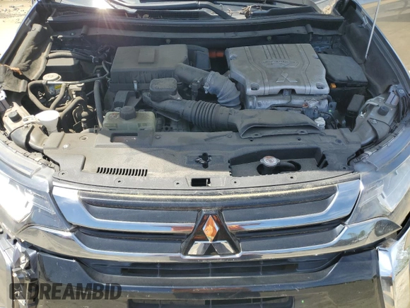 2018 Mitsubishi Outlander SEL with VIN JA4J24A56JZ028053, listed as a Copart auction lot 54920335 with 102,919 mi miles and Clean title. Bid and sale history available at DreamBid. Image 12.