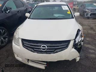 2012 Nissan Altima 2.5 S with VIN 1N4AL2AP2CN572879, listed as a IAAI auction lot 41768361 with 180,397 mi miles. Bid and sale history available at carsss.com. Image 6.