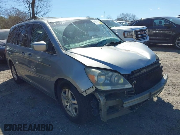 2005 Honda Odyssey EX-L with VIN 5FNRL38645B134981, listed as a IAAI auction lot 41847669 with 153,864 mi miles. Bid and sale history available at carsss.com. Image 1.