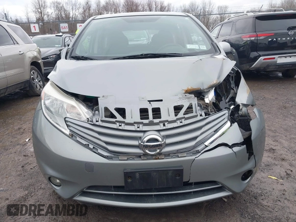 2014 Nissan Note S Plus z VIN 3N1CE2CP0EL383924, wystawiony jako IAAI lot #41729143 z przebiegiem 129 561 mil mil oraz . Historia ofert i sprzedaży dostępna na DreamBid. Obrazek 6.