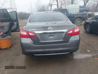 2017 Nissan Altima SR z VIN 1N4AL3AP6HC481669, wystawiony jako IAAI lot #41545375 z przebiegiem 93 271 mil mil oraz . Historia ofert i sprzedaży dostępna na DreamBid. Obrazek 16.
