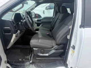 2019 Ford F-150 XL with VIN 1FTEX1EP6KKF02824, listed as a Copart auction lot 55856805 with 60,805 mi miles and Clean Title. Bid and sale history available at carsss.com. Image 5.
