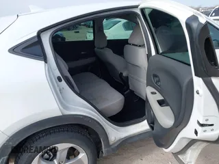 2021 Honda HR-V LX with VIN 3CZRU5H36MM706538, listed as a IAAI auction lot 41374857 with 62,488 mi miles. Bid and sale history available at carsss.com. Image 8.