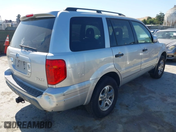 2005 Honda Pilot EX-L z VIN 2HKYF18695H545804, wystawiony jako IAAI lot #42354721 z przebiegiem 228 914 mil mil oraz . Historia ofert i sprzedaży dostępna na DreamBid. Obrazek 4.