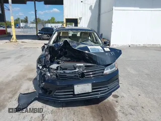 2015 Volkswagen Jetta Sedan 1.8T SE w/Connectivity with VIN 3VWD07AJ2FM255186, listed as a IAAI auction lot 35986577 with 7,853 mi miles. Bid and sale history available at carsss.com. Image 12.
