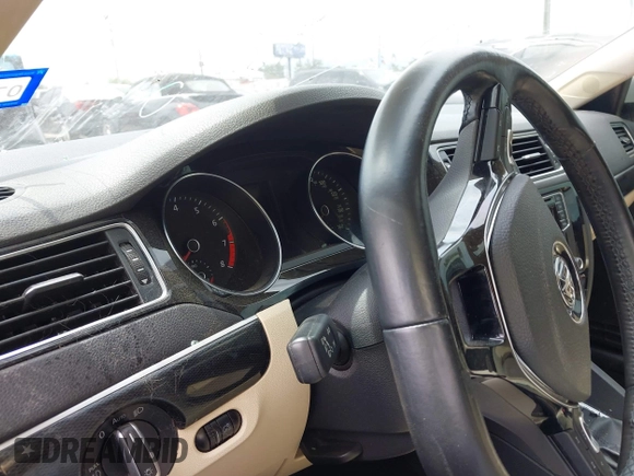 2017 Volkswagen Jetta SEL with VIN 3VWL17AJ2HM236911, listed as a IAAI auction lot 42084442 with Not provided miles and . Bid and sale history available at DreamBid. Image 7.