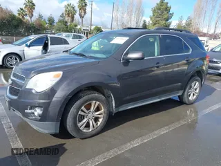 2013 Chevrolet Equinox LT z VIN 2GNALPEK0D6245920, wystawiony jako IAAI lot #41798865 z przebiegiem 122 395 mil mil oraz . Historia ofert i sprzedaży dostępna na DreamBid. Obrazek 2.