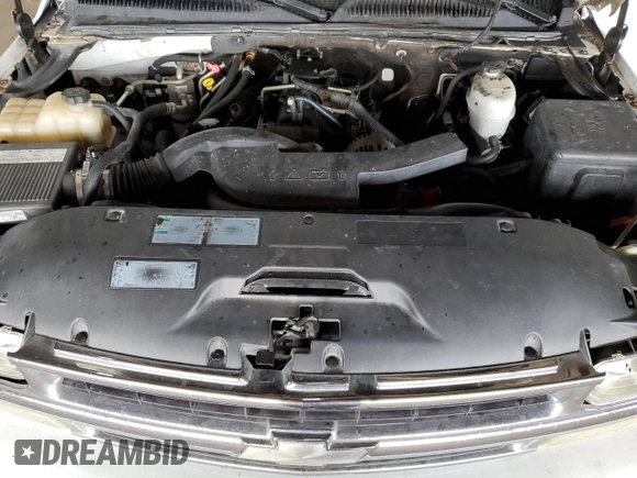 2006 Chevrolet Suburban Z71 with VIN 1GNFK16Z16J107777, listed as a Copart auction lot 65165995 with 212,436 mi miles and Salvage title. Bid and sale history available at DreamBid. Image 12.
