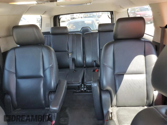 2011 GMC Yukon XL SLT z VIN 1GKS1KE06BR101797, wystawiony jako Copart lot #49614295 z przebiegiem 297 242 mil mil oraz Szkoda całkowita • Salvage title. Historia ofert i sprzedaży dostępna na DreamBid. Obrazek 10.
