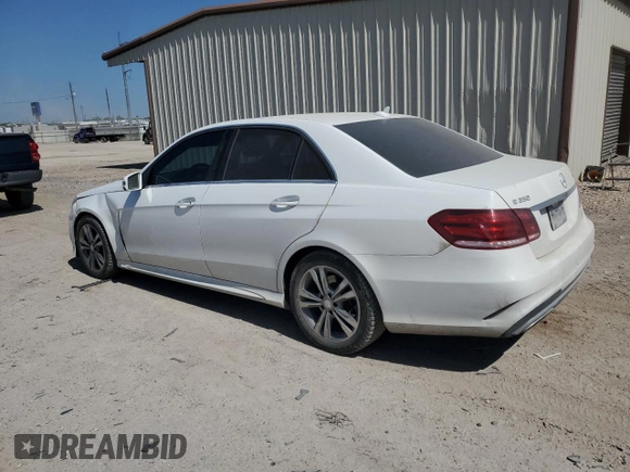 2016 Mercedes-Benz E 350 Luxury with VIN WDDHF8JB0GB189737, listed as a Copart auction lot 52492805 with 161,916 mi miles and Salvage Title. Bid and sale history available at DreamBid. Image 2.