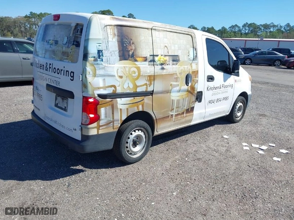 2015 Chevrolet City Express Cargo Van LS with VIN 3N63M0YN0FK702724, listed as a IAAI auction lot 41820205 with 195,493 mi miles. Bid and sale history available at carsss.com. Image 4.