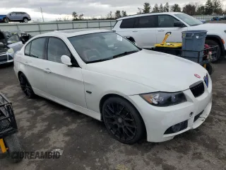 2006 BMW 3 Series 330i with VIN WBAVB33526KS32814, listed as a Copart auction lot 47785595 with 151,934 mi miles and Salvage Title. Bid and sale history available at DreamBid. Image 4.