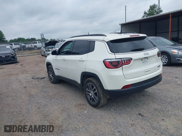 2019 Jeep Compass Latitude с VIN 3C4NJCBBXKT699338, выставлен на аукционе IAAI как лот 42257672 с пробегом 102 970 миль миль и . История ставок и продаж доступна на DreamBid. Изображение 3.