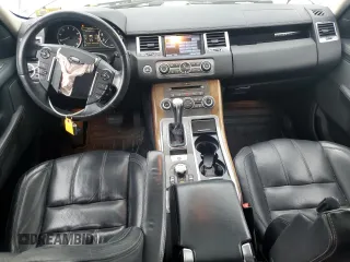 2010 Land Rover Range Rover Sport HSE Lux z VIN SALSK2D44AA228860, wystawiony jako Copart lot #57061015 z przebiegiem 124 713 mil mil oraz Szkody całkowita. Historia ofert i sprzedaży dostępna na DreamBid. Obrazek 8.