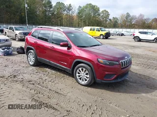 2020 Jeep Cherokee Latitude with VIN 1C4PJLCB1LD507688, listed as a IAAI auction lot 40831517 with 93,902 mi miles. Bid and sale history available at carsss.com. Image 1.