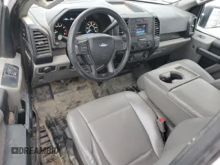 2017 Ford F-150 XL с VIN 1FTMF1E88HKC66791, выставлен на аукционе Copart как лот 85938084 с пробегом 159 013 миль миль и Чистый • Clean title. История ставок и продаж доступна на DreamBid. Изображение 8.
