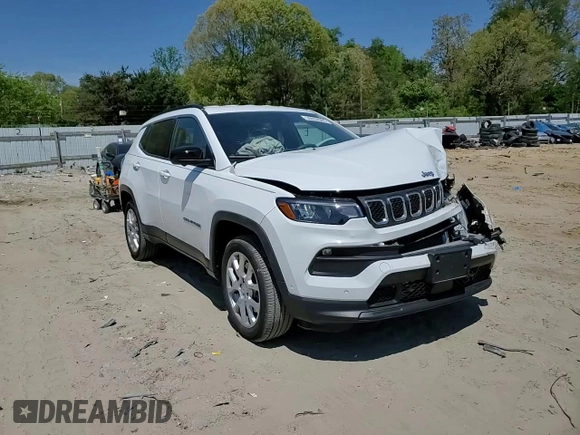 2024 Jeep Compass Latitude Lux with VIN 3C4NJDFN5RT584618, listed as a Copart auction lot 55033565 with 8,745 mi miles and Salvage title. Bid and sale history available at DreamBid. Image 14.