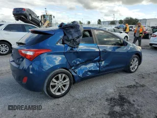 2014 Hyundai Elantra GT with VIN KMHD35LH2EU181072, listed as a Copart auction lot 76887584 with 0 mi miles and Salvage Title. Bid and sale history available at carsss.com. Image 3.