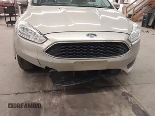 2015 Ford Focus SE with VIN 1FADP3F24FL343320, listed as a IAAI auction lot 41994901 with 201,300 mi miles and . Bid and sale history available at DreamBid. Image 6.