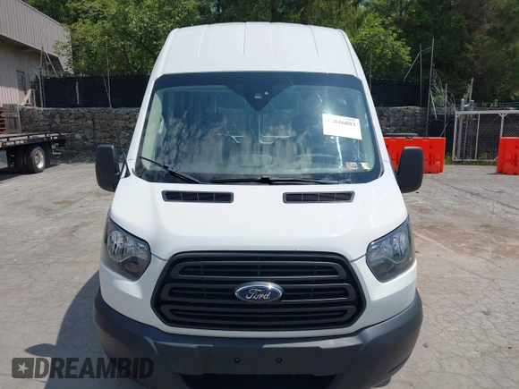 2019 Ford Transit z VIN 1FTBW2XG5KKB23337, wystawiony jako IAAI lot #42846883 z przebiegiem 65 369 mil mil oraz . Historia ofert i sprzedaży dostępna na DreamBid. Obrazek 12.