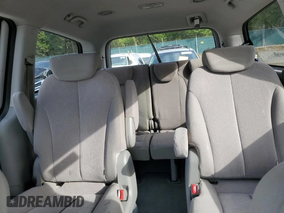 2009 Kia Sedona LX with VIN KNDMB233896312655, listed as a Copart auction lot 77863774 with 213,300 mi miles and Salvage Title. Bid and sale history available at carsss.com. Image 10.