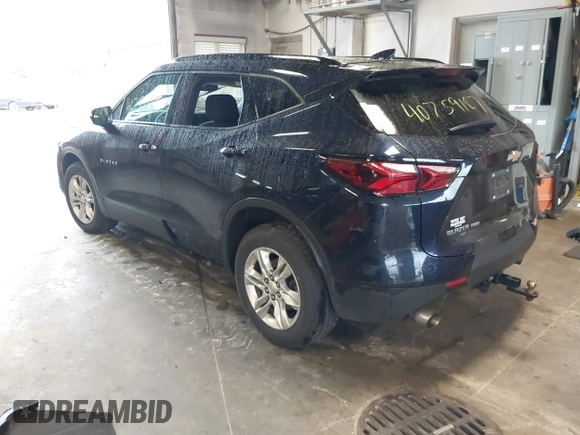 2020 Chevrolet Blazer LT z VIN 3GNKBHRS6LS705072, wystawiony jako IAAI lot #40759187 z przebiegiem 135 999 mil mil oraz . Historia ofert i sprzedaży dostępna na DreamBid. Obrazek 3.