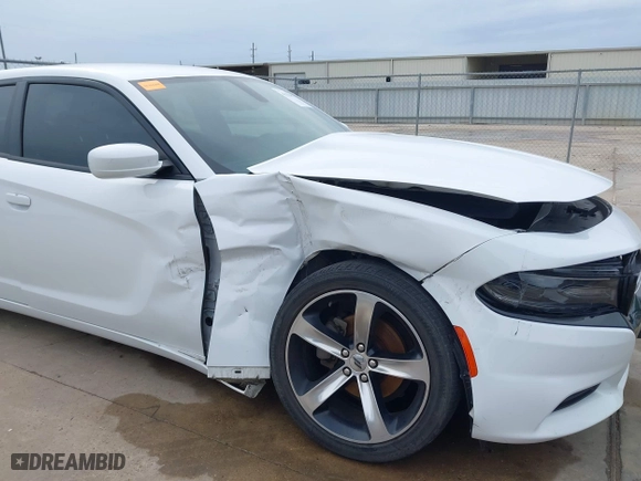 2017 Dodge Charger SE with VIN 2C3CDXBG1HH627970, listed as a IAAI auction lot 41332611 with 91,536 mi miles. Bid and sale history available at carsss.com. Image 6.