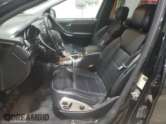 2011 Mercedes-Benz R 350 with VIN 4JGCB2FE9BA127649, listed as a Copart auction lot 43731225 with 245,267 mi miles and Clean title. Bid and sale history available at DreamBid. Image 7.