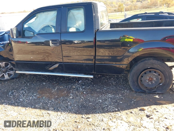 2014 Ford F-150 XL with VIN 1FTFX1CF0EFD04042, listed as a IAAI auction lot 40848373 with 164,631 mi miles. Bid and sale history available at carsss.com. Image 15.
