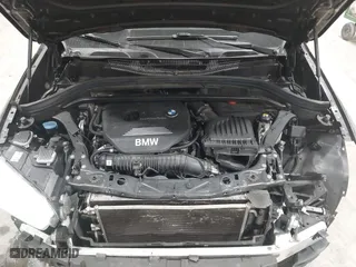 2016 BMW X1 xDrive28i with VIN WBXHT3C3XG5E47536, listed as a IAAI auction lot 41672144 with 97,932 mi miles. Bid and sale history available at carsss.com. Image 10.