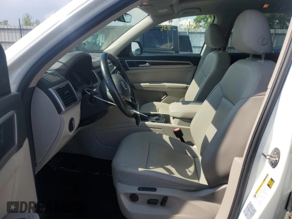 2018 Volkswagen Atlas SEL z VIN 1V2MR2CA4JC595070, wystawiony jako Copart lot #60683785 z przebiegiem 129 540 mil mil oraz Szkoda całkowita • Salvage title. Historia ofert i sprzedaży dostępna na DreamBid. Obrazek 7.
