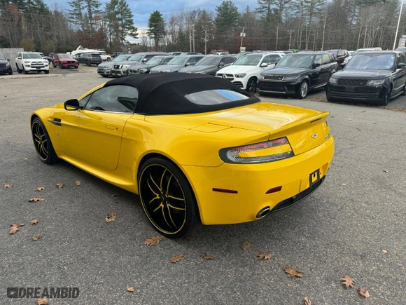 2009 Aston Martin Vantage with VIN SCFBF04C39GD12589, listed as a Copart auction lot 82968954 with 50,303 mi miles and Clean Title. Bid and sale history available at carsss.com. Image 3.