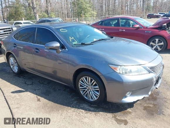 2013 Lexus ES 4dr Sdn with VIN JTHBK1GG9D2062663, listed as a IAAI auction lot 41662530 with 190,841 mi miles. Bid and sale history available at carsss.com. Image 1.
