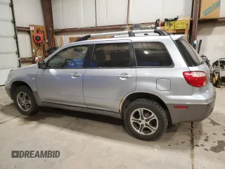 2006 Mitsubishi Outlander LS with VIN JA4LZ31F06U603842, listed as a Copart auction lot 81337914 with 207,829 mi miles and Salvage Title. Bid and sale history available at carsss.com. Image 2.
