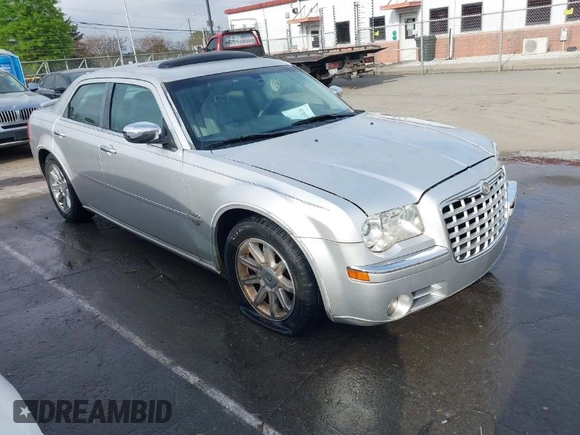 2006 Chrysler 300 C with VIN 2C3KA63H16H352507, listed as a IAAI auction lot 41926057 with 129,962 mi miles. Bid and sale history available at carsss.com. Image 1.