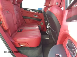 2022 Bentley Bentayga V8 z VIN SJAAM2ZV2NC013035, wystawiony jako IAAI lot #41487773 z przebiegiem 35 500 mil mil oraz . Historia ofert i sprzedaży dostępna na DreamBid. Obrazek 8.