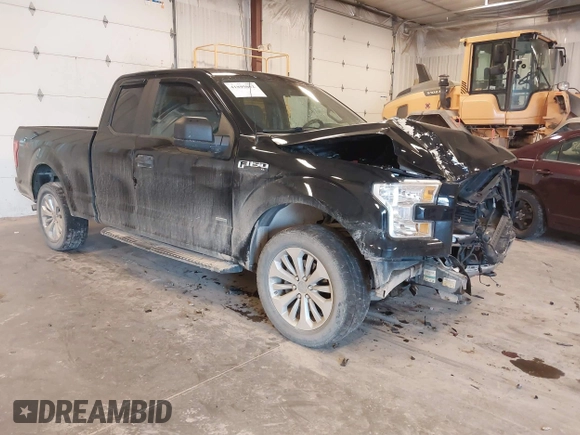 2016 Ford F-150 XLT with VIN 1FTEX1EP5GFD28230, listed as a IAAI auction lot 41895052 with 119,875 mi miles and . Bid and sale history available at carsss.com. Image 1.