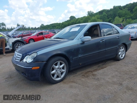 2002 Mercedes-Benz C 230/260/280/320 with VIN WDBRF61J22F160864, listed as a IAAI auction lot 42626253 with 197,552 mi miles and . Bid and sale history available at DreamBid. Image 2.