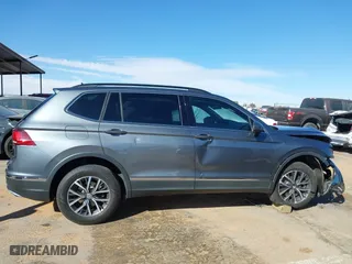 2020 Volkswagen Tiguan SE with VIN 3VV3B7AX6LM017819, listed as a IAAI auction lot 41612776 with 74,576 mi miles. Bid and sale history available at carsss.com. Image 13.